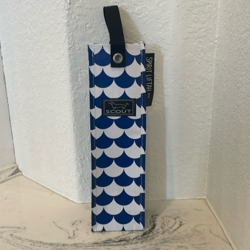 NWT Scout Spirit Liftah Wine Tote